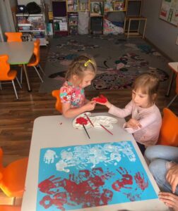 Dzień flagi w przedszkolu Sowia 5